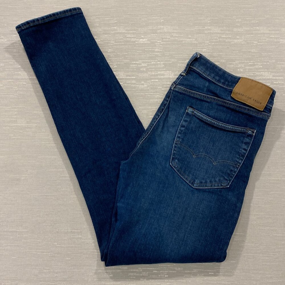 American Eagle Jeans Mens 34 x 36 Slim Fit Straight Leg Medium Wash Denim